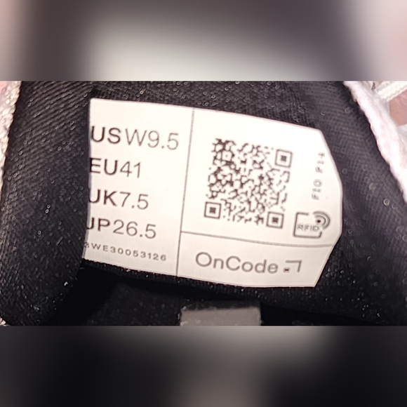 Size 9.5 - Women's ON CLOUDSURFER NEXT - Picture 12 of 14